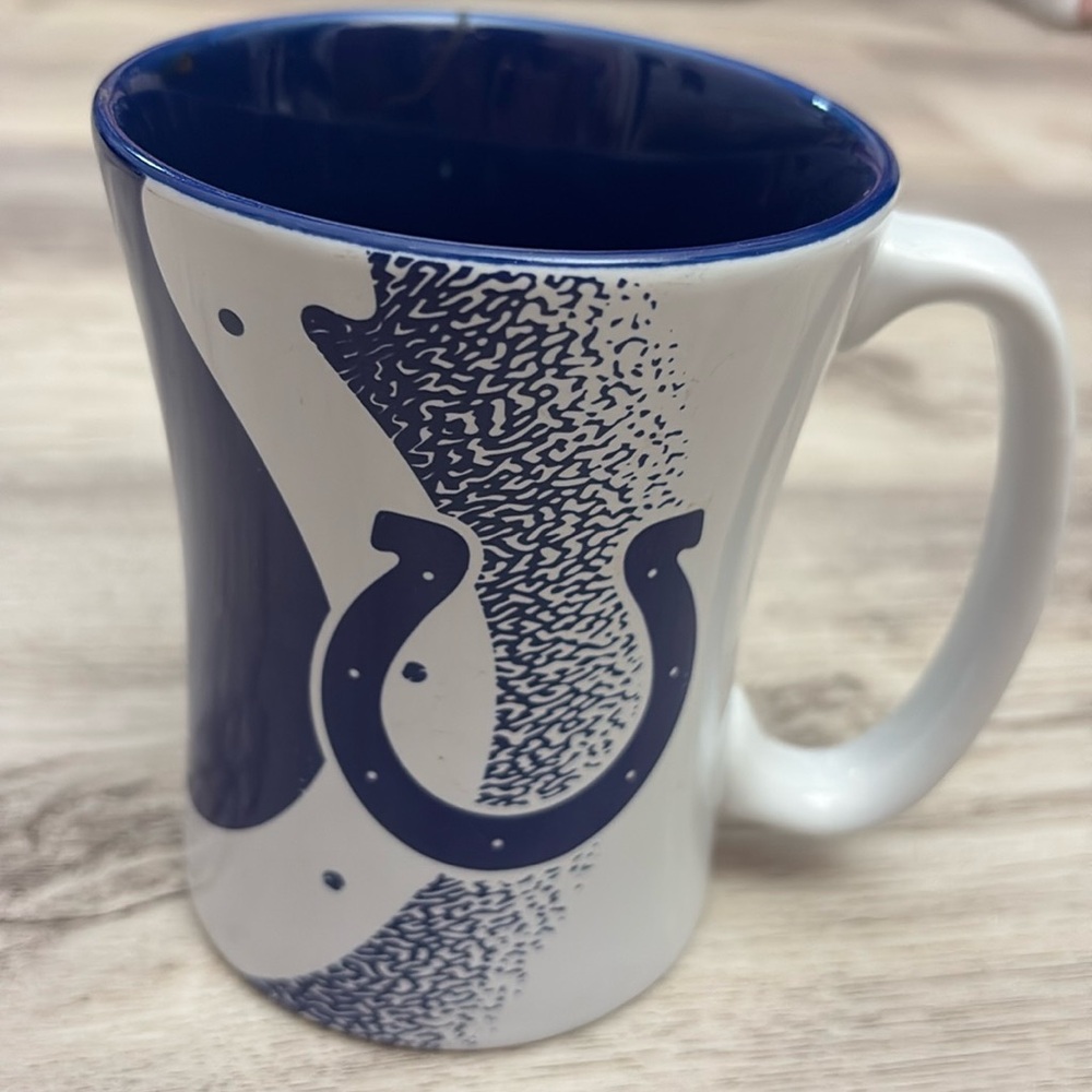 Boelter Brands 2015 NFL Properties Indianapolis Colts Logo Blue & White 16Oz Mug